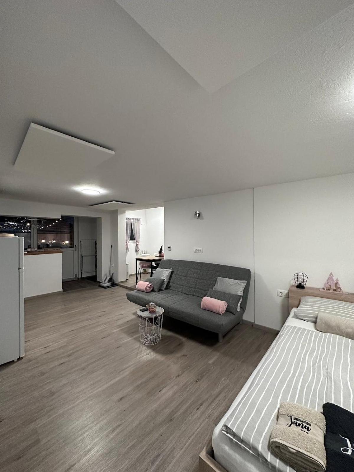 Apartma Studio Jana Kranjska Gora Zewnętrze zdjęcie